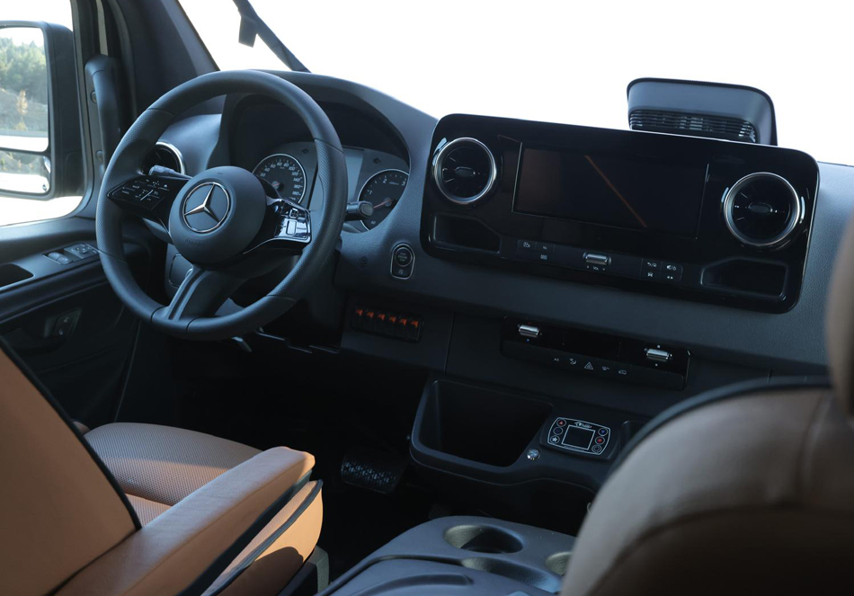 Mercedes Benz-Sprinter 2024