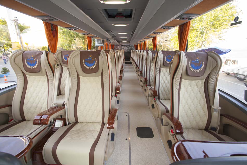 Mercedes-Benz TOURISMO VIP (2+1)